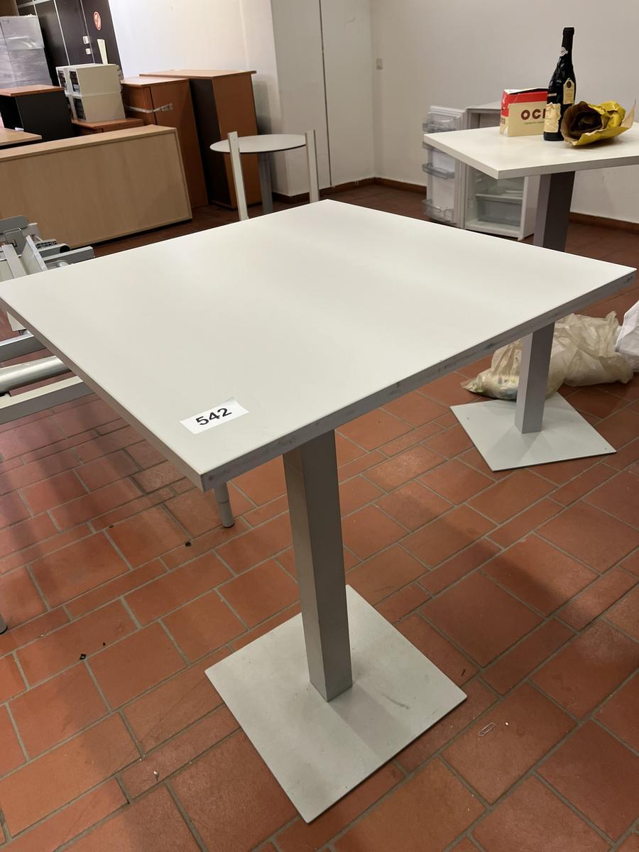 1 St&uuml;ck Stehtisch ca. 80x80 cm?d=2026-03-30 21:33:29