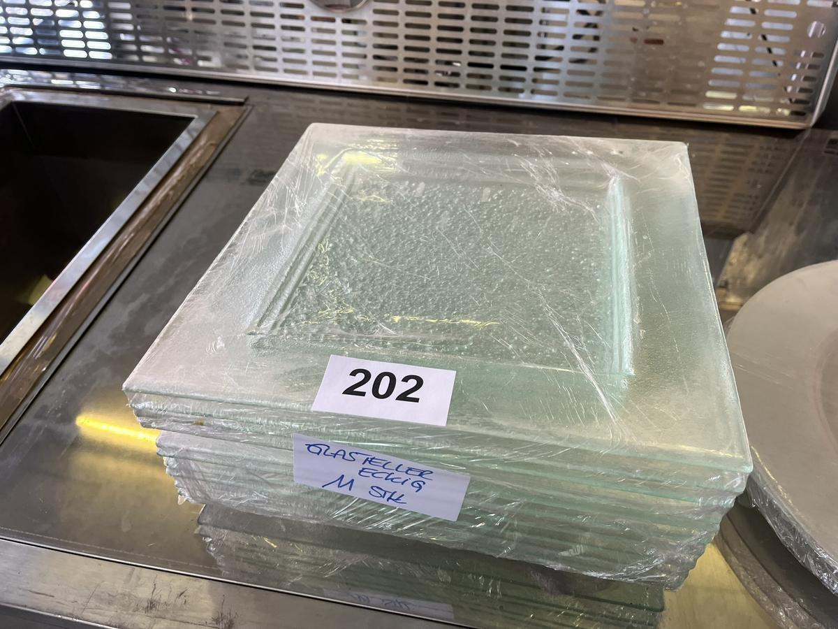 11 Stk. Glasteller 32x32cm