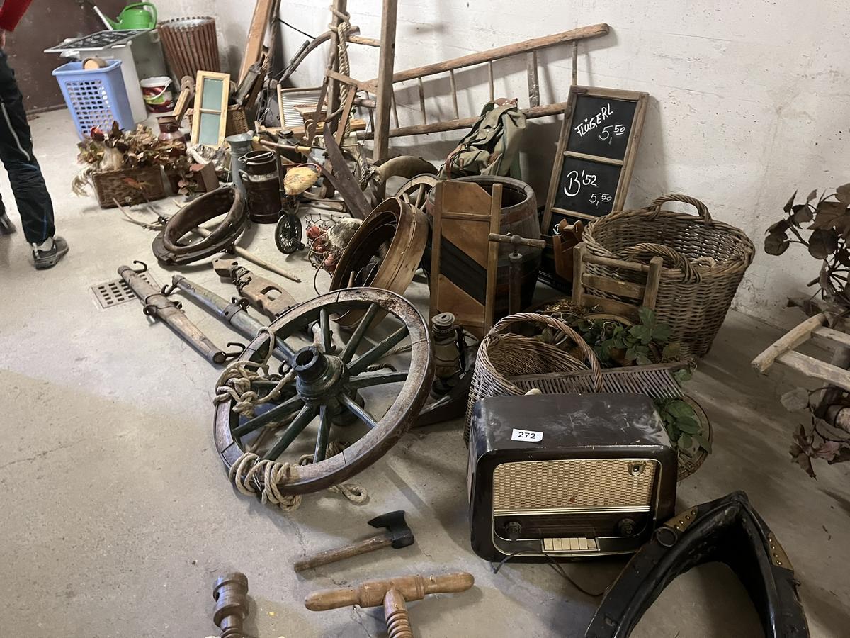 Gro&szlig;posten rustikale Dekoration in Bausch und Bogen, Volumen ca.1 LKW