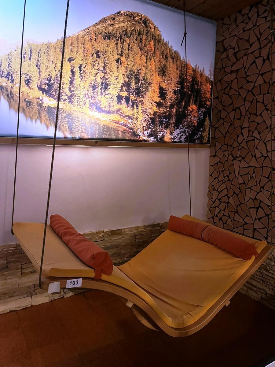 H&auml;ngestuhl, 160 x 90?d=2026-04-15 01:36:51