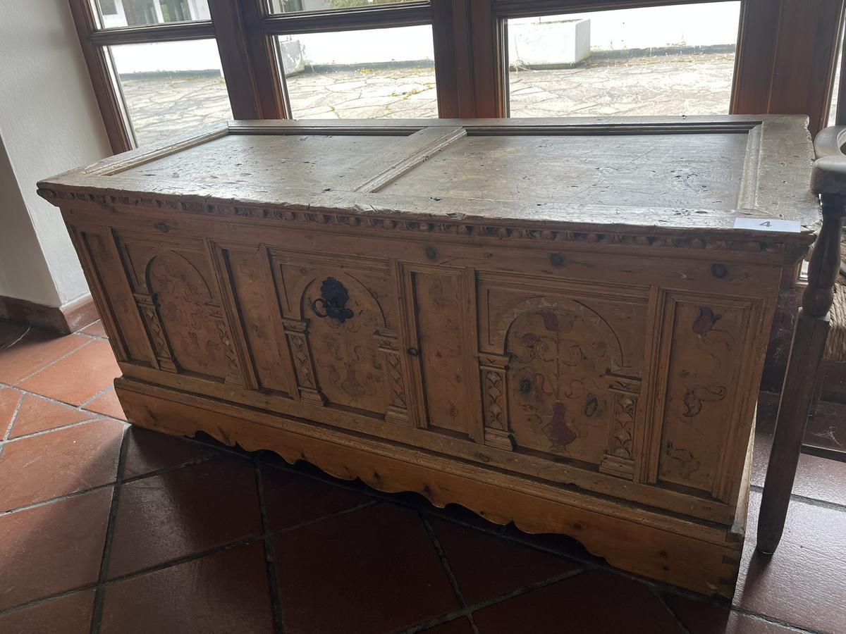 Bauerntruhe 147 x 63 x 65?d=2026-04-15 01:39:10