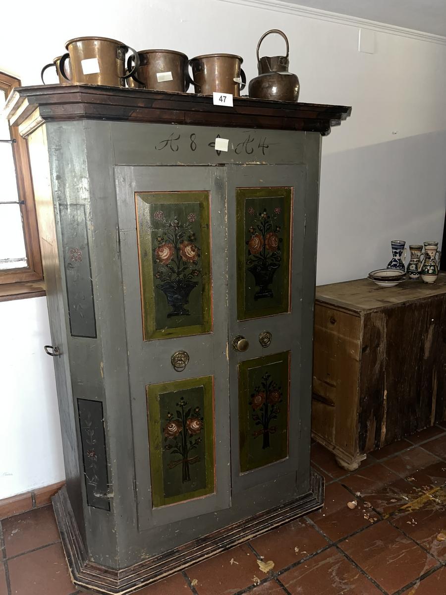 Bauernkasten, 130 x 70 x 117?d=2026-04-15 01:37:04