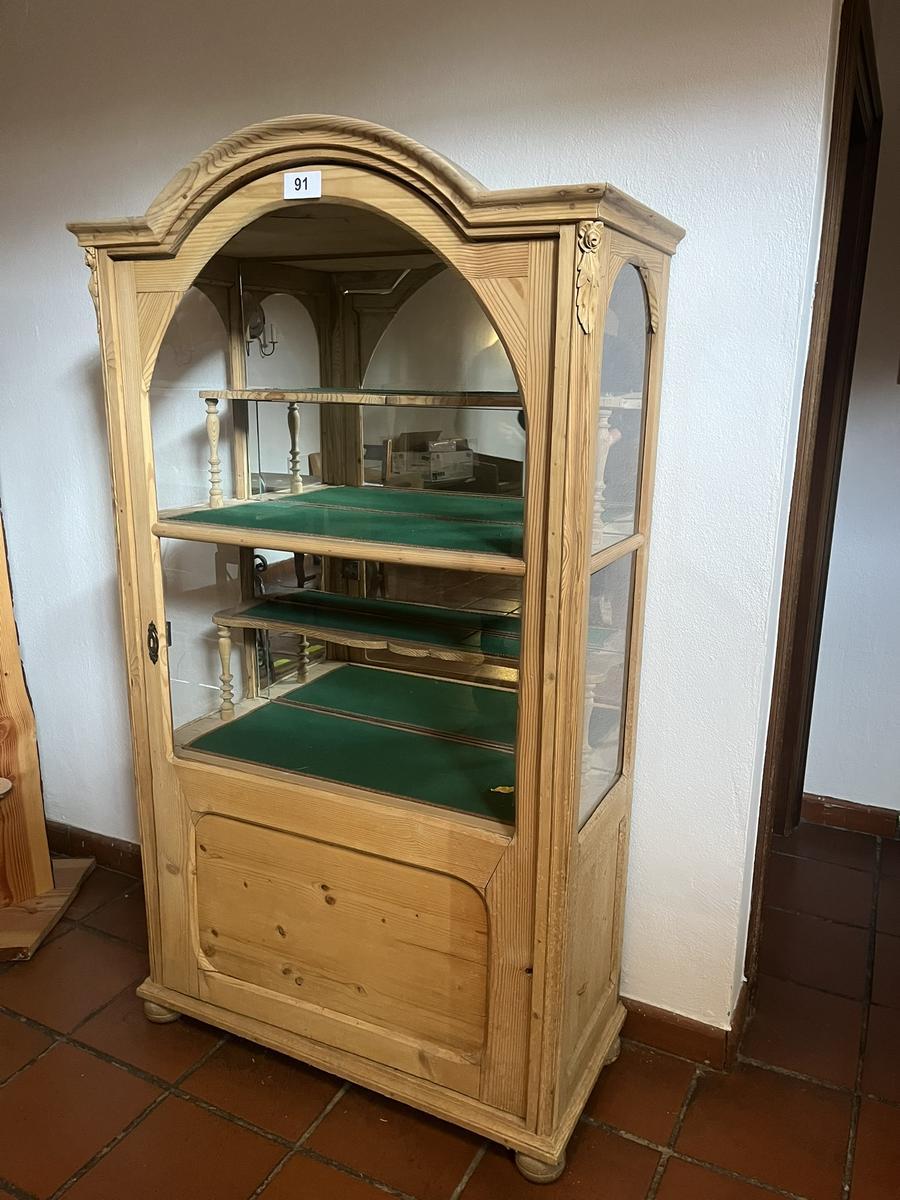 Vitrine Altholz, 100 x 45 x 176?d=2026-04-15 01:37:04
