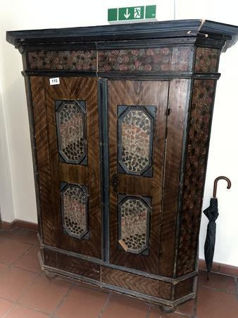 Bauernkasten, 146 x 60 x 180