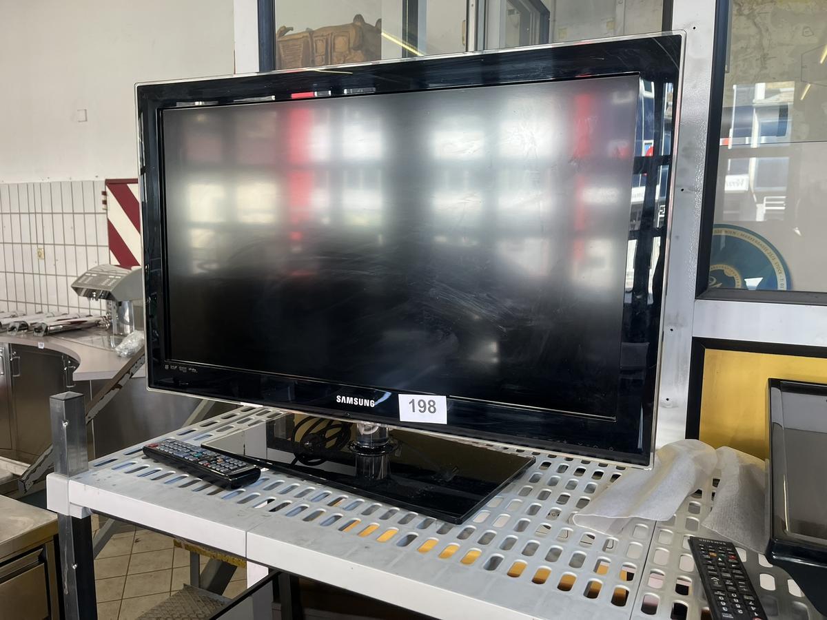 Samsung TV 32 - LE32C, 630K1W, mit Standfu&szlig; und Fernbedienung?d=2026-04-17 00:13:19