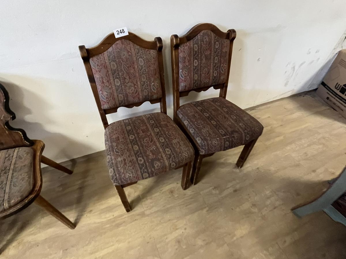 2 Stk. Voglauer St&uuml;hle?d=2026-04-17 00:11:20