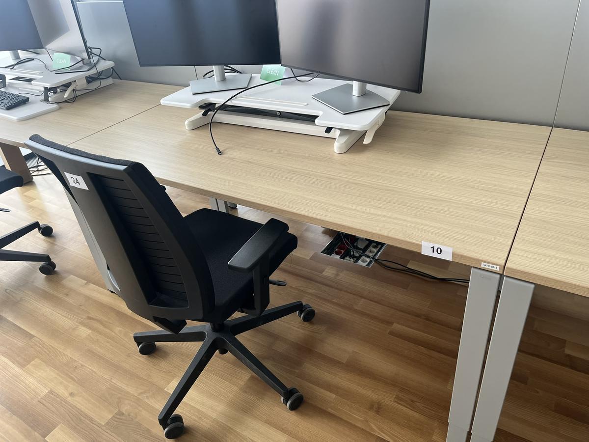 BENE Schreibtisch mit R&uuml;ckwand 160 x 80 cm