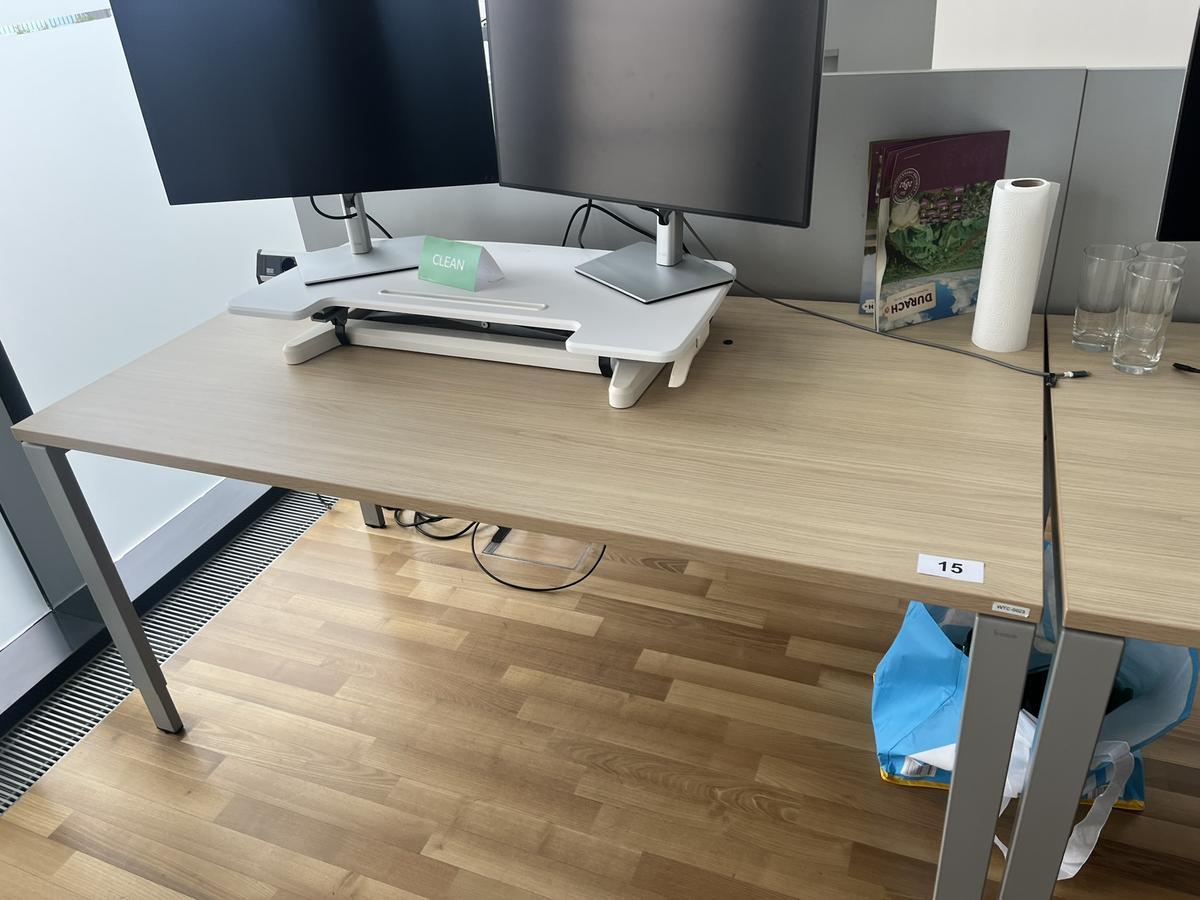 BENE Schreibtisch mit R&uuml;ckwand 160 x 80 cm