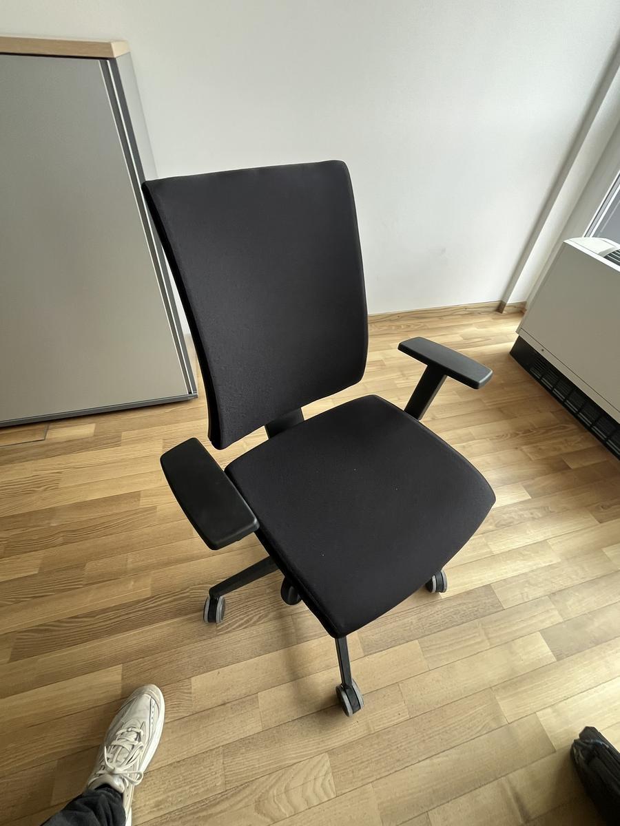 B&uuml;rodrehstuhl BENE schwarz Novy Styl?d=2026-05-01 01:20:47