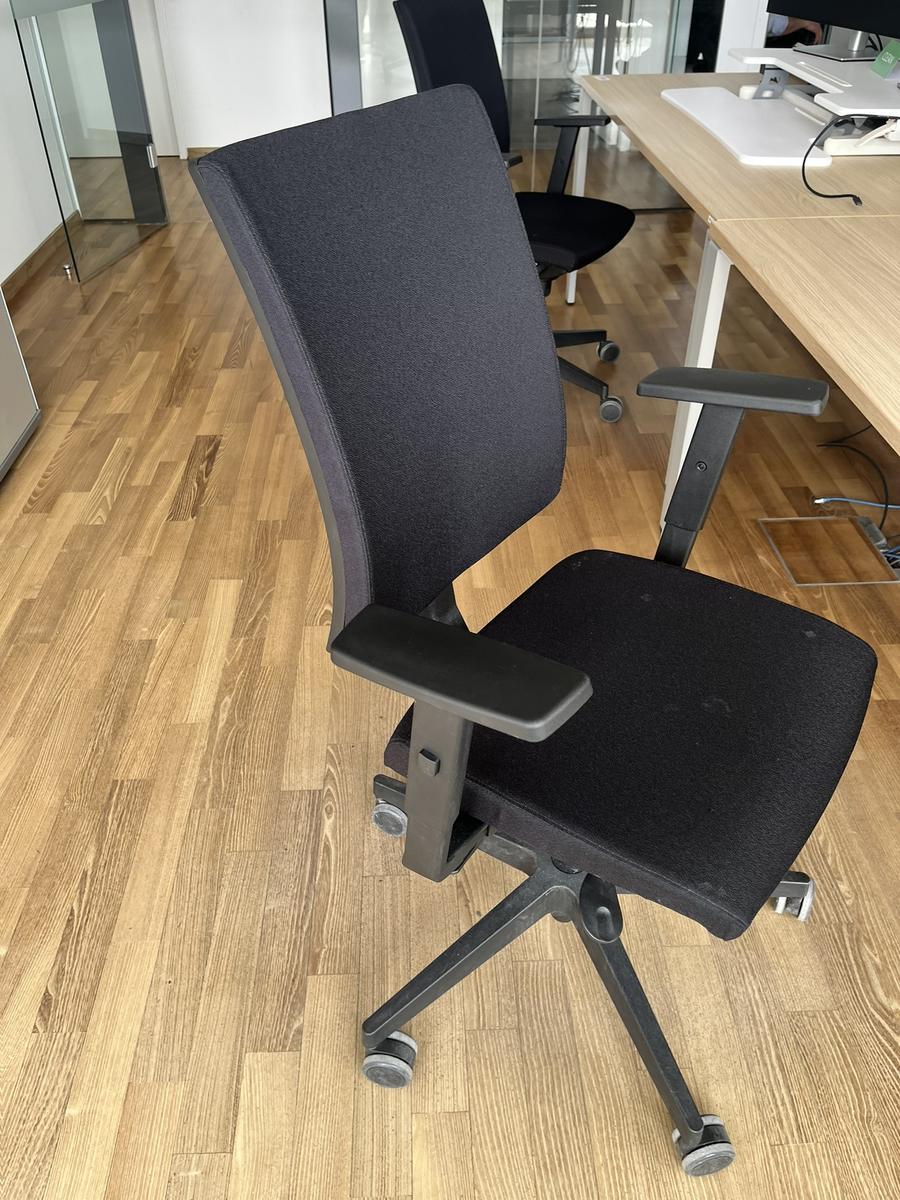 B&uuml;rodrehstuhl BENE schwarz Novy Styl?d=2026-05-01 02:34:58