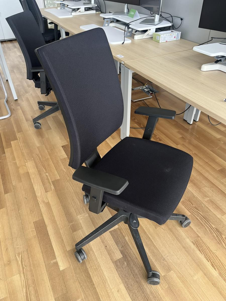 B&uuml;rodrehstuhl BENE schwarz Novy Styl