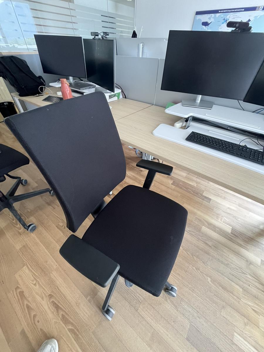 B&uuml;rodrehstuhl BENE schwarz Novy Styl