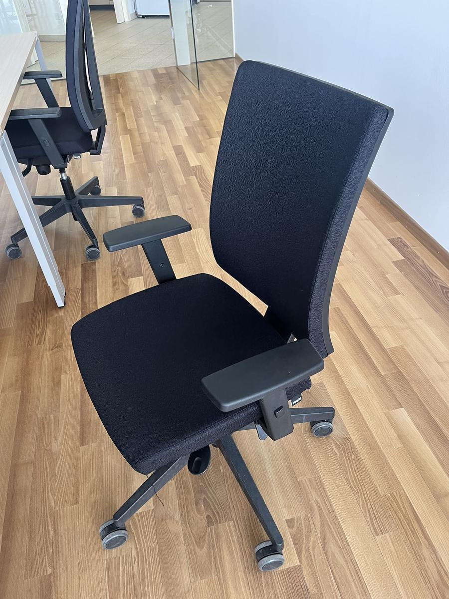 B&uuml;rodrehstuhl BENE schwarz Novy Styl