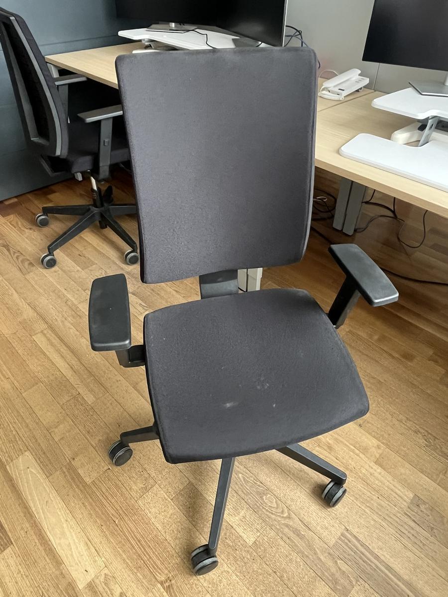 B&uuml;rodrehstuhl BENE schwarz Novy Styl
