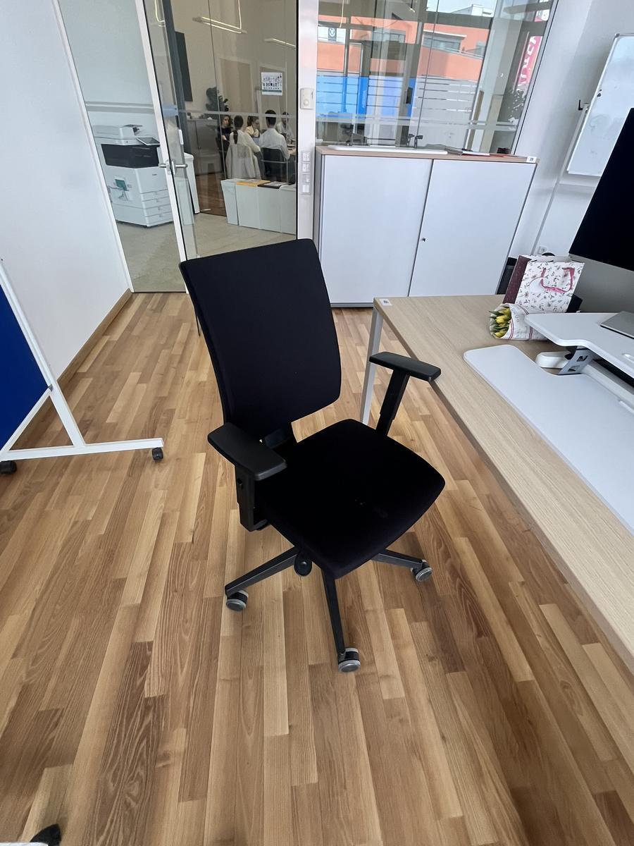 B&uuml;rodrehstuhl BENE schwarz Novy Styl?d=2026-05-01 01:20:22