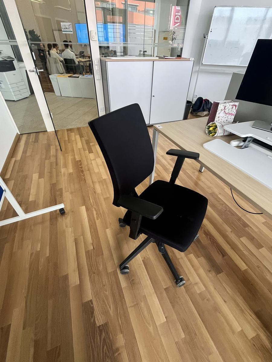 B&uuml;rodrehstuhl BENE schwarz Novy Styl