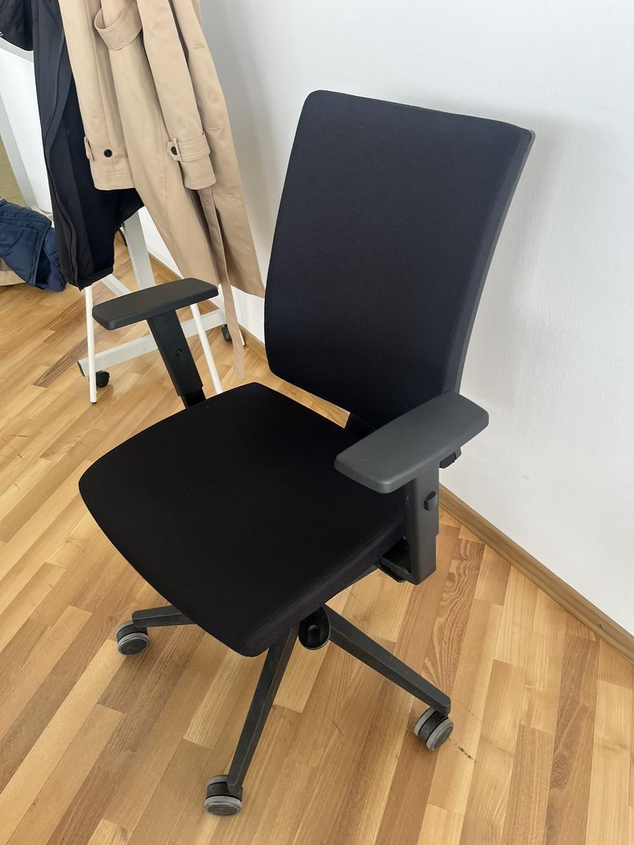 B&uuml;rodrehstuhl BENE schwarz Novy Styl