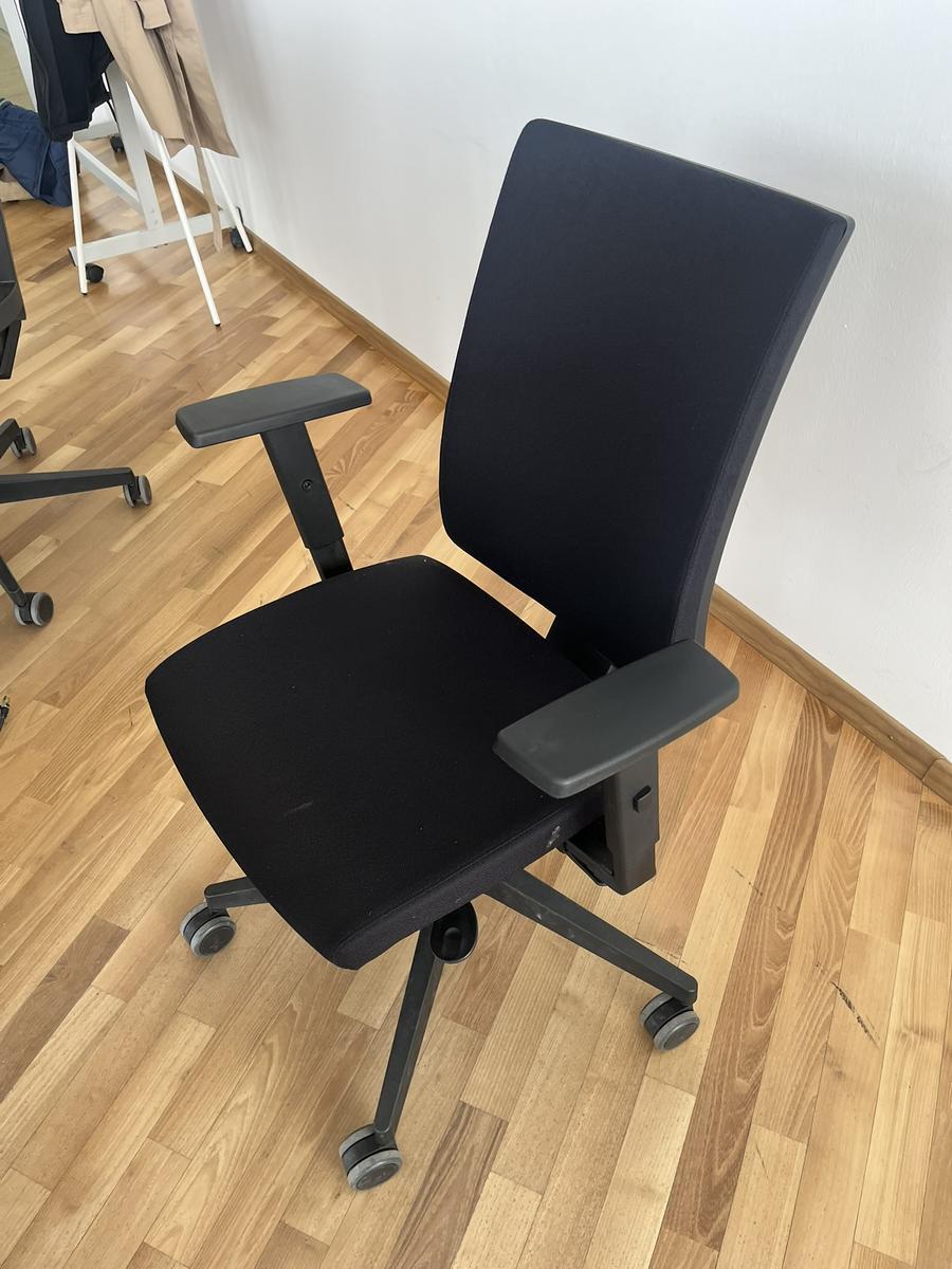 B&uuml;rodrehstuhl BENE schwarz Novy Styl