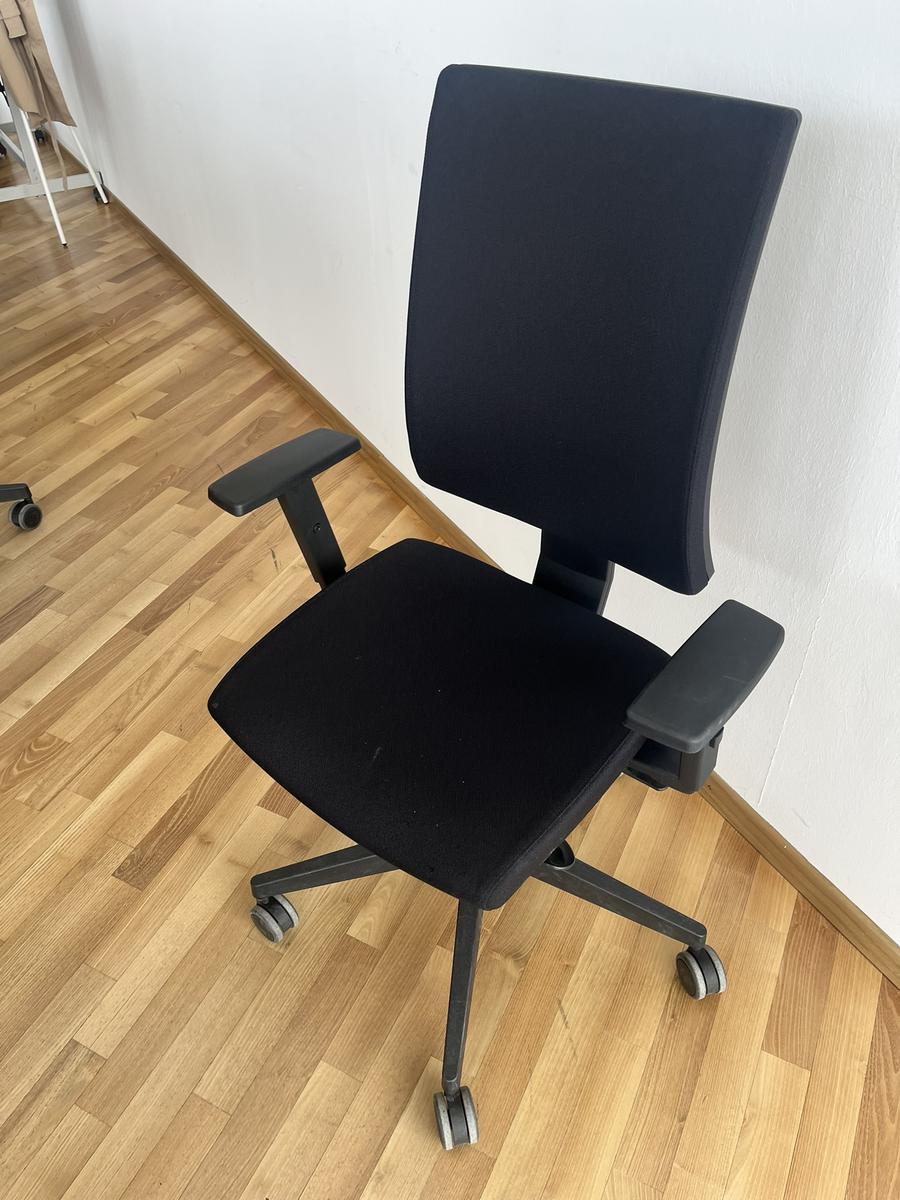 B&uuml;rodrehstuhl BENE schwarz Novy Styl?d=2026-05-01 01:20:40