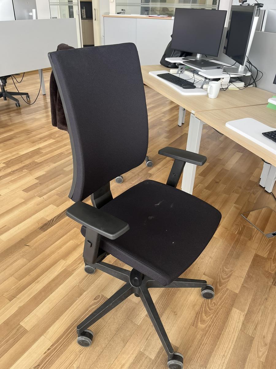 B&uuml;rodrehstuhl BENE schwarz Novy Styl?d=2026-05-01 01:20:45