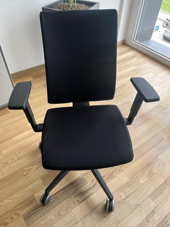 B�rodrehstuhl BENE schwarz Novy Styl