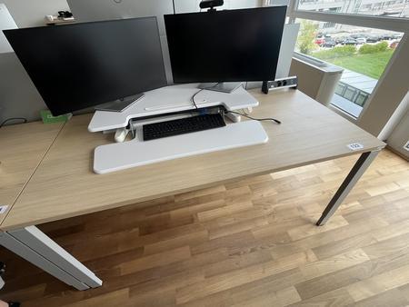 BENE Schreibtisch mit R�ckwand 160 x 80 cm