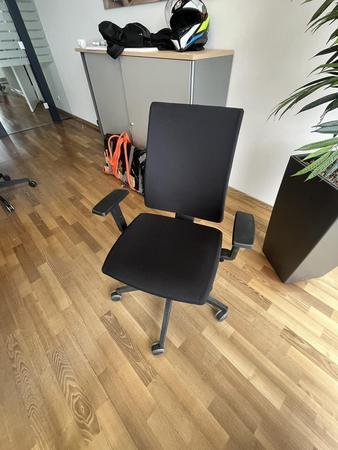 B�rodrehstuhl BENE schwarz Novy Styl