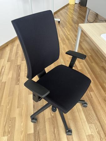 B�rodrehstuhl BENE schwarz Novy Styl