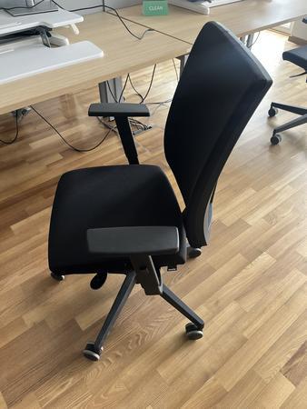 Aktenschrank BENE 160x110 cm 3 Ordnerh�hen mit Schiebet�ren