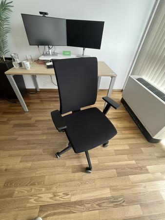 B�rodrehstuhl BENE schwarz Novy Styl