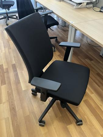 B�rodrehstuhl BENE schwarz Novy Styl