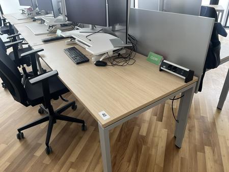 BENE Schreibtisch mit R�ckwand 160 x 80 cm