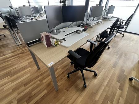 BENE Schreibtisch mit R�ckwand 160 x 80 cm