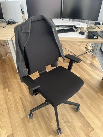 B�rodrehstuhl BENE schwarz Novy Styl