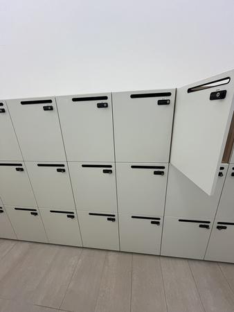 BENE Locker Zahlenschloss -Schlie�fach f�r Mitarbeiter 90/60/170 cm