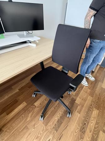 B�rodrehstuhl BENE schwarz Novy Styl