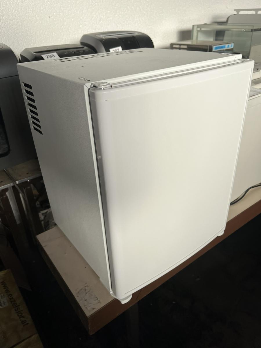 4 St&uuml;ck Kreutzer Minibar ECO Greenstar 30, 30 Liter, ger&auml;uschlos, 42/40/50 cm