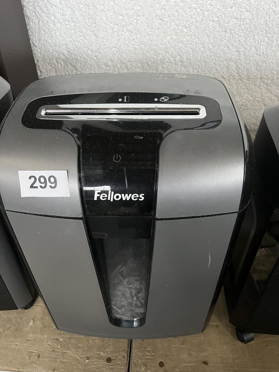 Fellowes Aktenvernichter?d=2026-04-30 16:28:11