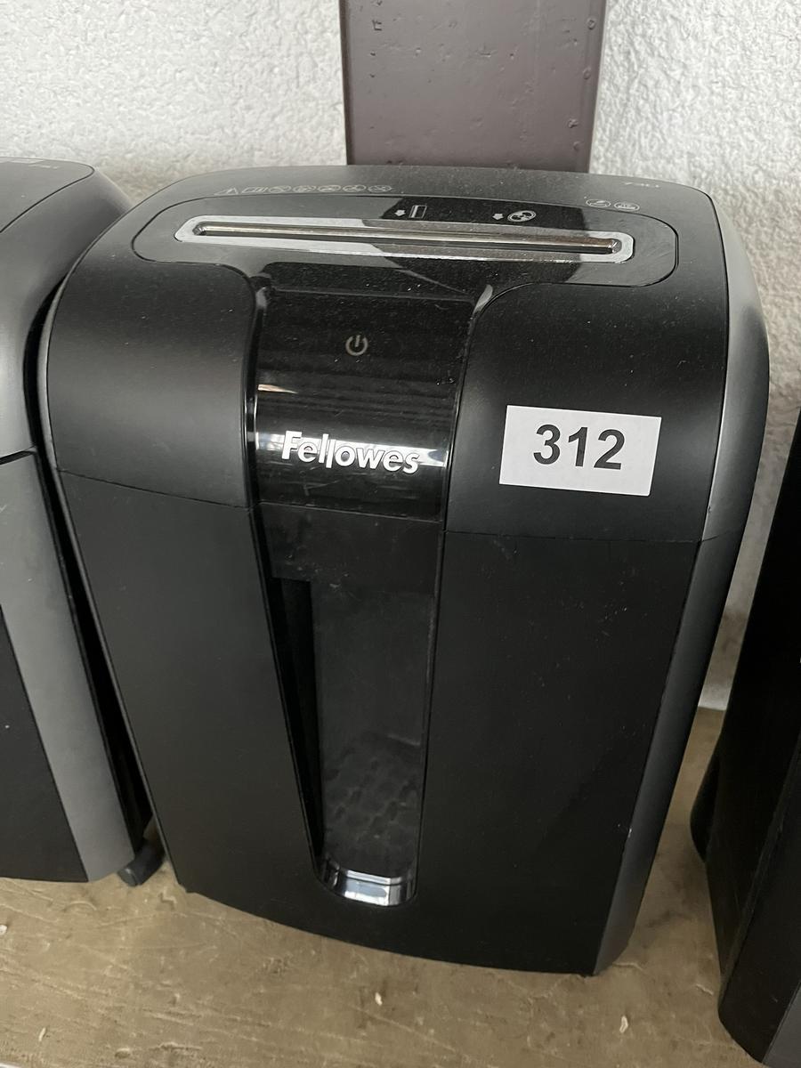 Fellowes Aktenvernichter?d=2026-04-30 16:27:18