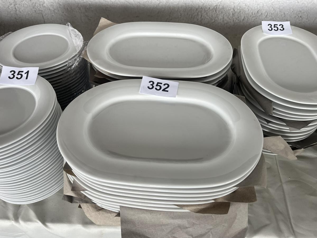 28 St&uuml;ck Porzellanteller - Platten Selfman 33x22 cm?d=2026-04-30 16:27:20