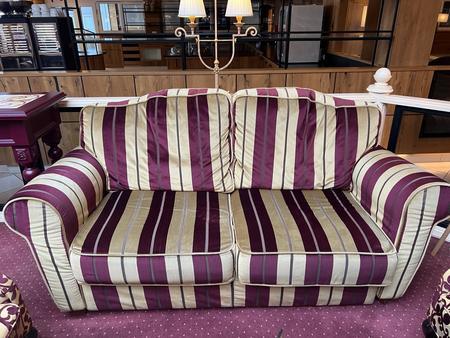 1 Stk. Doppelsitzer-Sofa
