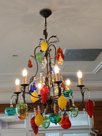 1. St�ck Luster mit den Glaselementen