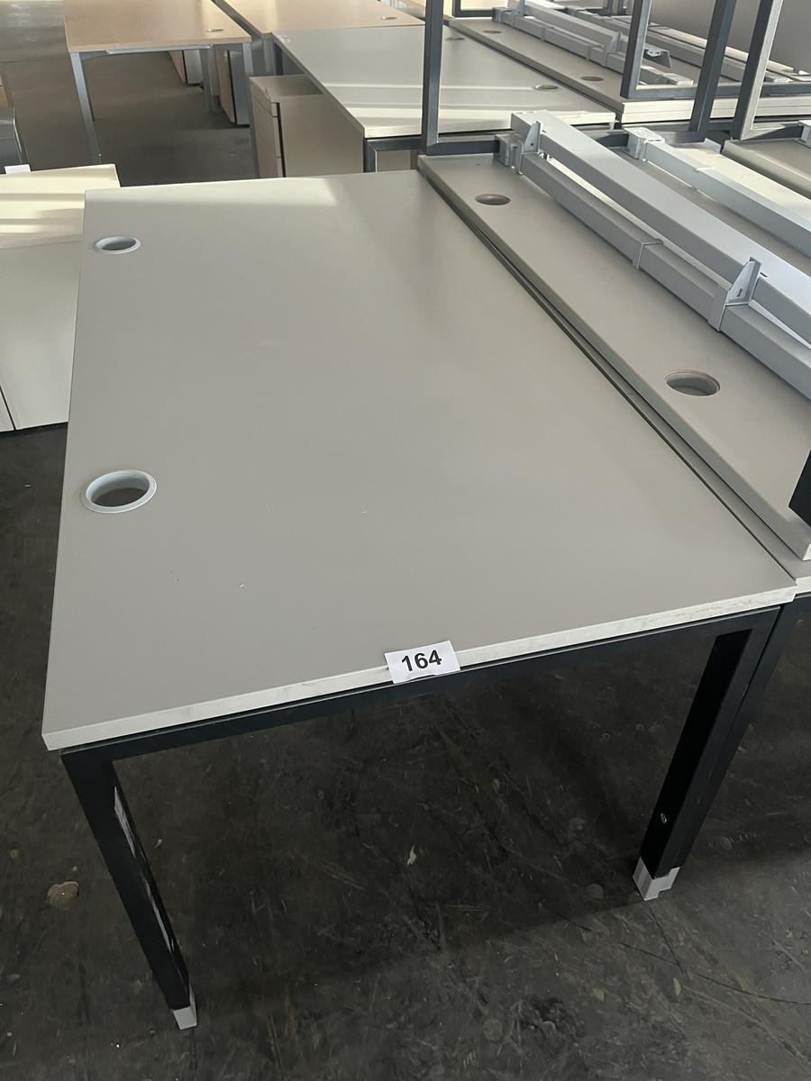 HALI Schreibtisch 160 x 80 cm?d=2026-05-09 08:25:38