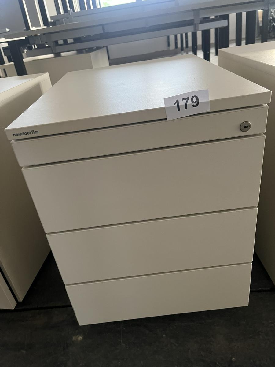 Neud&ouml;rfler Rollcontainer mit 4 Laden?d=2026-05-09 08:12:23