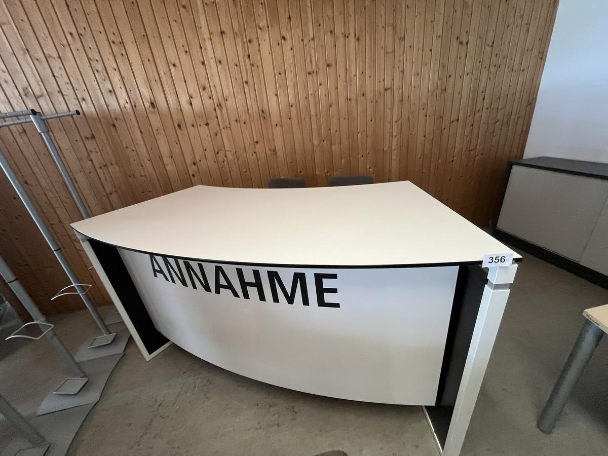 Annahmepult ca. 190 x 80 x 108 cm