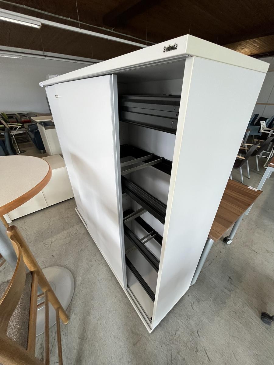 Aktenschrank mit Register-Auszugsladen?d=2026-05-09 08:25:40