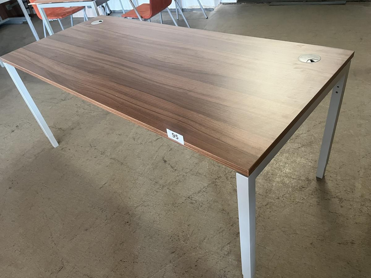 Neud&ouml;rfler Schreibtisch 180 x 90 cm?d=2026-05-09 08:12:48