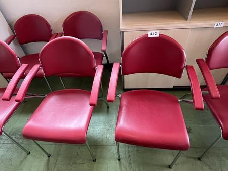 8 Stk. Besprechungsst�hle Leder rot mit Armlehne nicht stapelbar