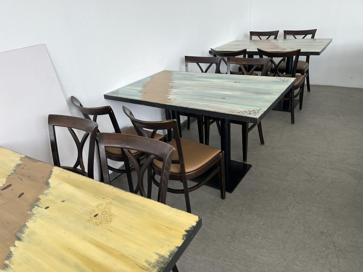 ca. 2 Stk. Gastrotische 115 x 70 cm?d=2026-05-13 13:29:24