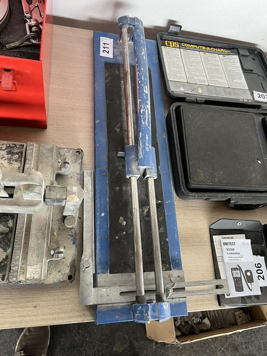 Fliesenscheidmaschine mechanisch ca. Fliesenl&auml;nge max 55 cm?d=2026-05-13 13:29:40